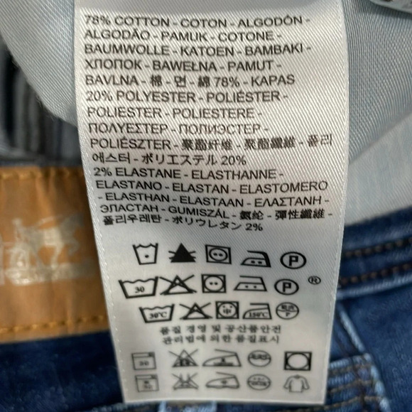 Levi’s 528 Curvy Bootcut Denim Jeans 8 - Picture 12 of 15